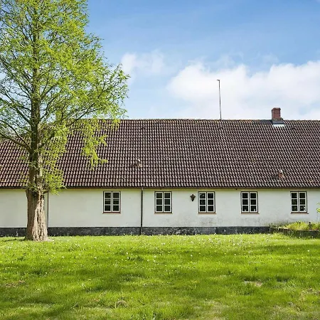 Mollebaekvej ノーポ