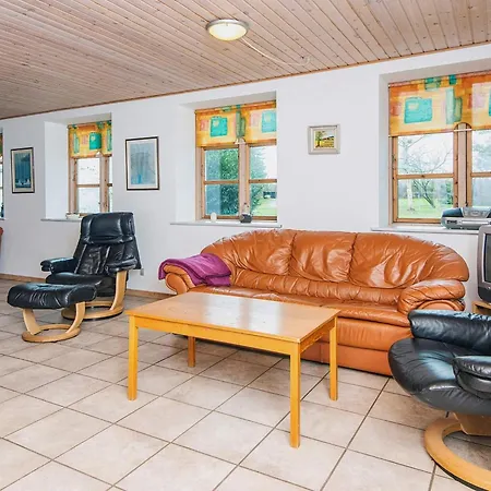 Mollebaekvej ノーポ